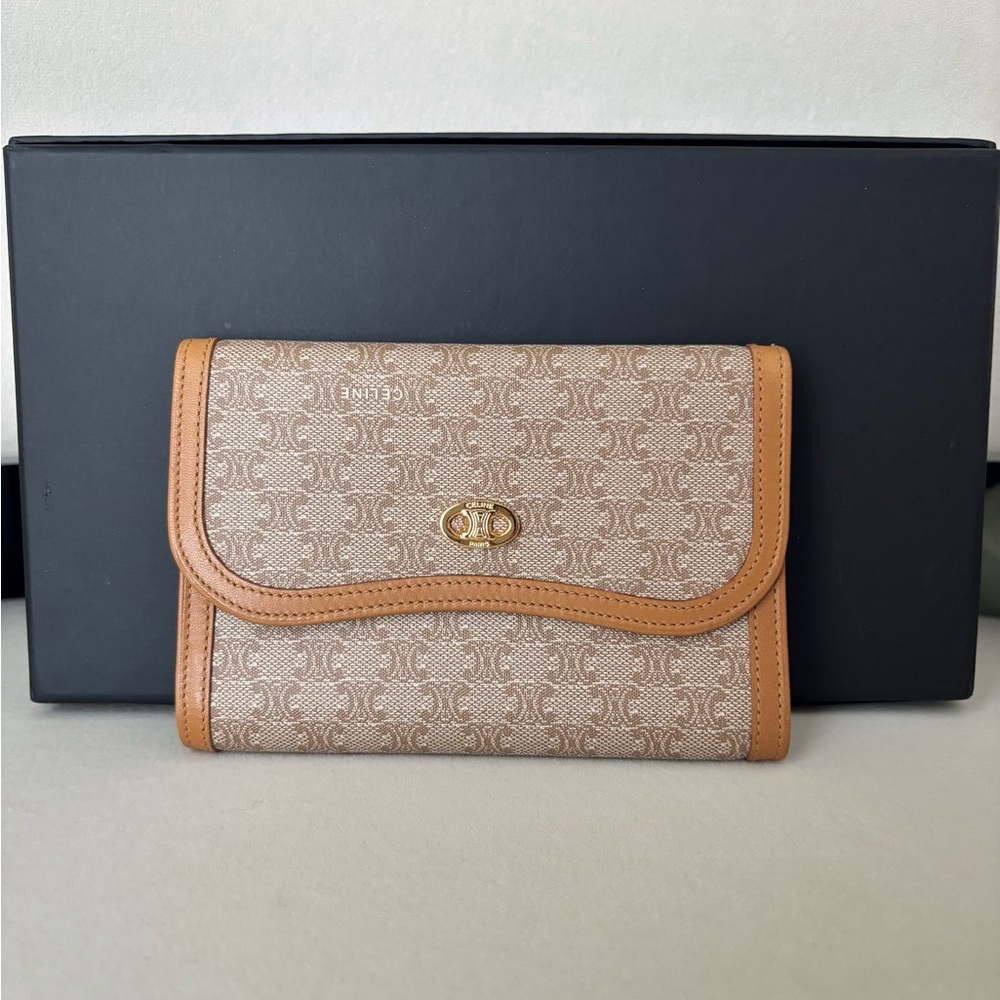 Celine wallet - Picture 2 of 9